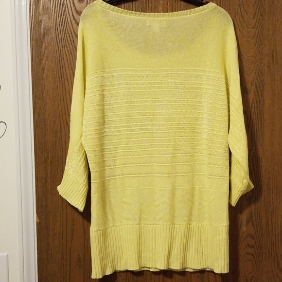 New York & Company Sweater - Picture 5 of 5